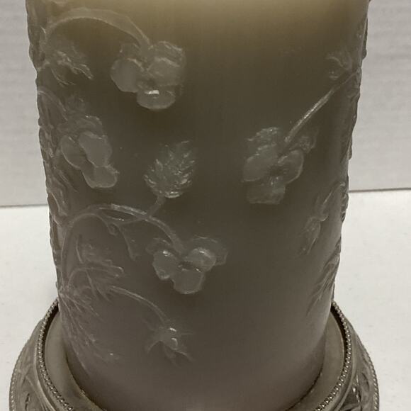 4lb Embossed Gray Candle with Attached Silvertone Base - Picture 10 of 13